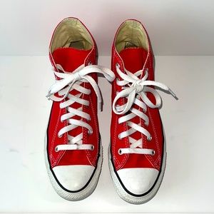 Converse All Star Hi Tops in Red